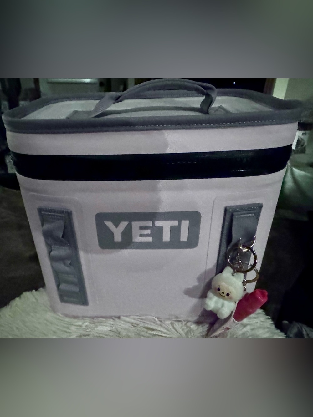 NEW YETI FLIP 8 Soft Cooler/ Lunchbox  - cherry Blossom